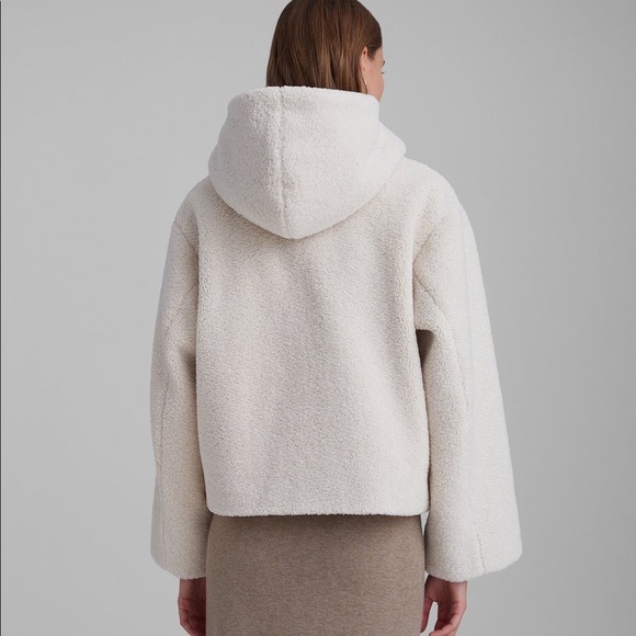 BNWT Club Monaco Cropped Teddy Coat - Picture 5 of 7